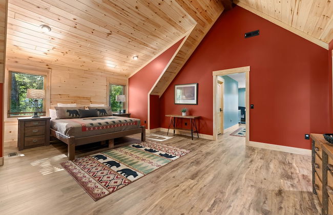 Black Bear Lodge by Avantstay Lakefront Dock Pool Theater Sleeps 20 - Foto 28