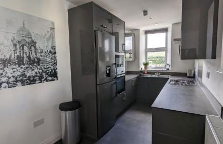 Immaculate 1-bed Apartment in Merthyr Tydfil - Photo 17