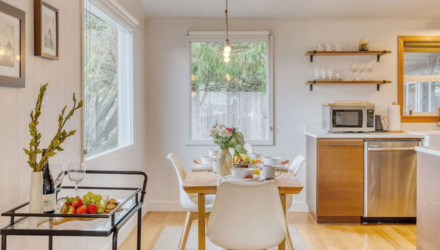 Four Bears by Avantstay Walk to Beach, Hot Tub, Ocean View - Foto 5, Interior