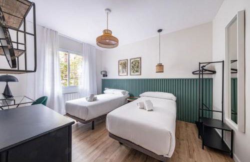 BeBarceloner Eixample Apartments- 4 bedrooms - Photo 26