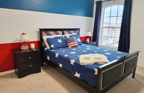 Orlando Disney 5BR Vacation Home, 2 Suites, Private Pool & Spa - Foto 41