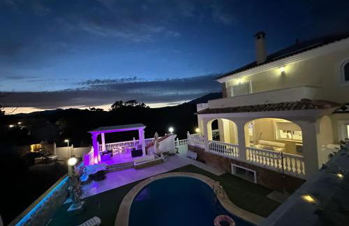 Villa Lissa Luxe - Photo 2