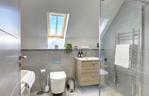 The Gate House - Photo 49