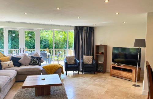 Trewhiddle Retreat V23 by Together Travel - Luxury 4-Bedroom Villa - Foto 3