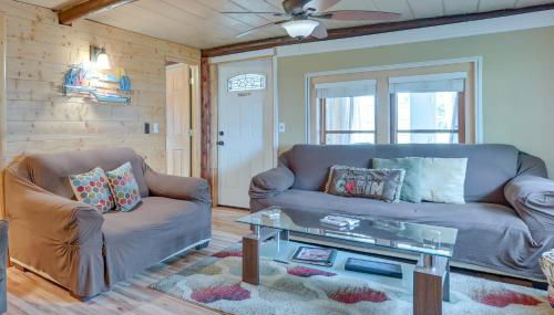 Cozy Houghton Lake Vacation Rental with Fireplace! - Foto 5