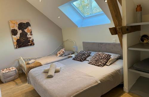 Le Verger Des Pierres Blanches,11 chambres,11 wc, 8 sdbs,pool chauffée 11 m 35p - Foto 33