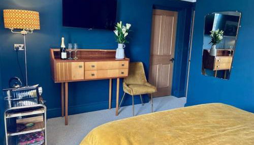 Stylish Retro Hotel Room above Pub - Foto 4