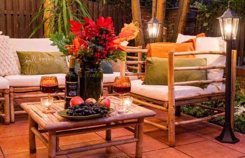 Warm & cosy 2-store 3-BR House with fireplace, living room, garden, terrace, balcony & parking 30 minutes from Warsaw Centre - Foto 13