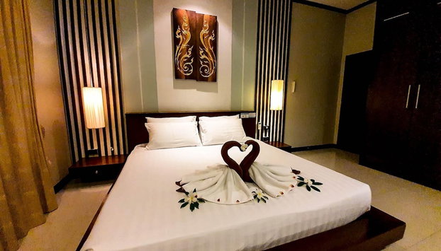 Nai Harn Grand Villa - Foto 2, Habitación