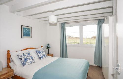 Rhiw - 1 Ty'n Don - Photo 11