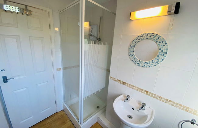 Freshwater Bay Holiday Cottages - Foto 22