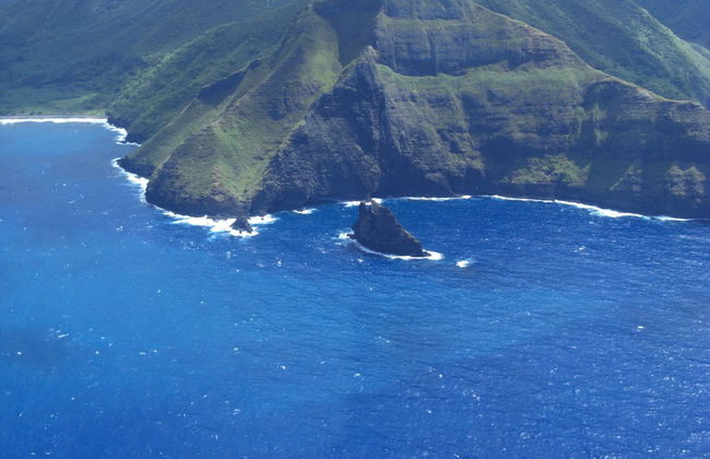 Molokai Voyage Heli Tour - Photo 2