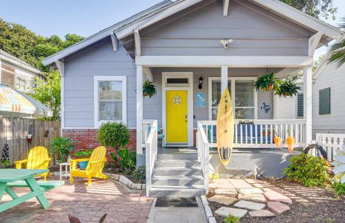 half Mi to Seawall! Family Home with Furnished Patio - Foto 22