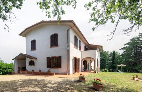 Exclusive 1970s villa with pool and garden by VacaVilla - Foto 3