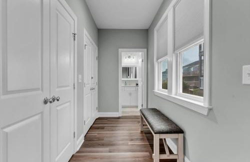 Seaside Serenity Beautiful Home on Topsail 7 BR - Photo 23