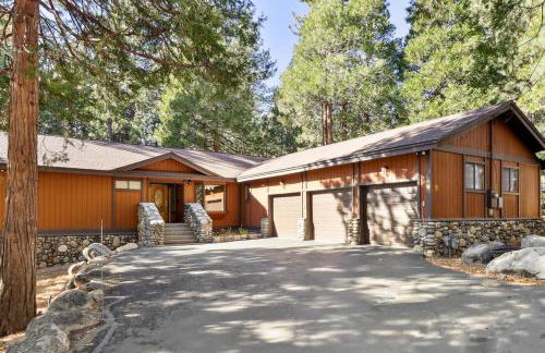 Lake Tahoe Family Home with Hot Tub and Game Room! - Foto 43