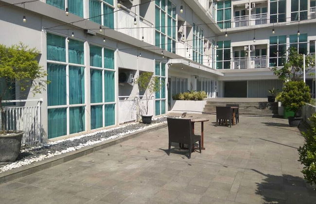 Monochrome Studio Room At Taman Melati Jatinangor Apartment - Foto 14