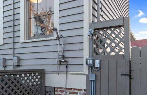 Historic 1871 Coastal Breeze with Heated Pool - Restoring Galveston - Photo 31