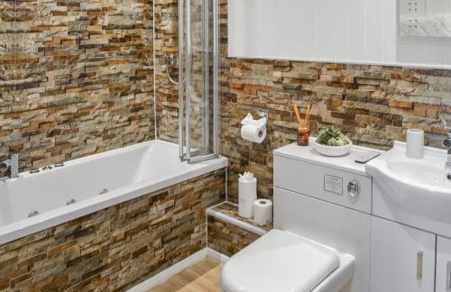 The Oid Stables - Photo 16