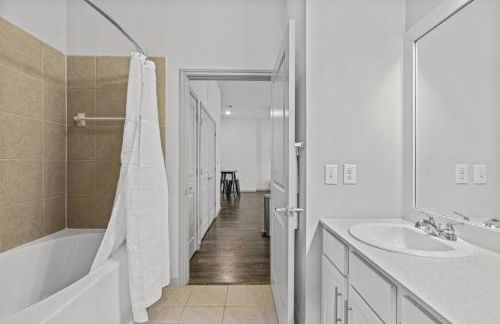 Austin Luxury 2BR 2B with Pool & FREE Parking - Foto 24
