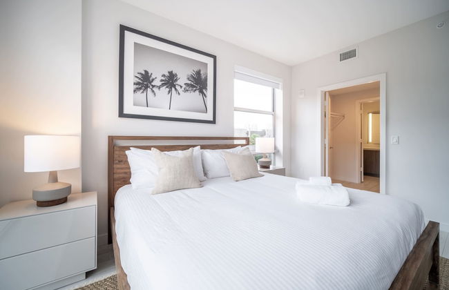 Tucker at Palmer Dadeland Miami - Photo 17