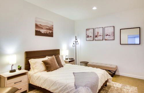 Chic and Modern Snohomish Hideaway on a Working Farm - Foto 28