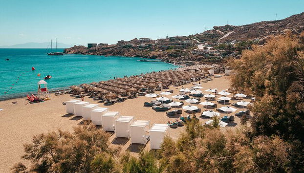 Super Paradise Beach Mykonos Seaside Sunbed (5a, 6a y 7a fila) - Foto 3
