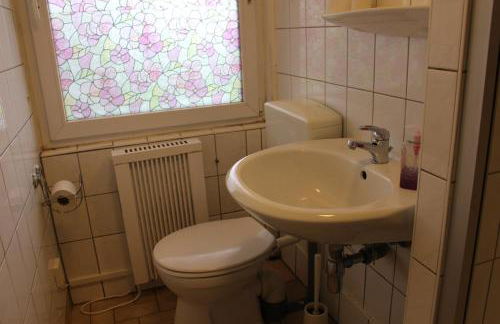 Bungalow 1 - 4-Raum-Wohnung mit Küche und 2 WC Duschen in Ohrdruf-Crawinkel - Photo 22