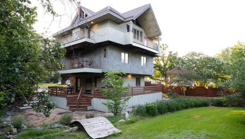 Downtown Bryan Treehouse Hot Tub and Peaceful Escape - Foto 2