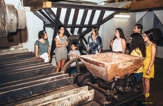 Visita guidata della "Casa del sidro basco" + pasto da San Sebastian - Foto 4