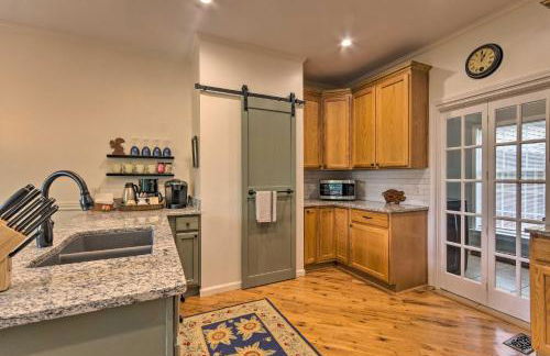 Peaceful Pisgah Mountain Getaway with Hot Tub! - Foto 9