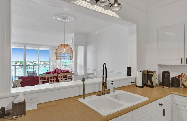 Le Petit Italie Water View 2 2 With Pool - Foto 26