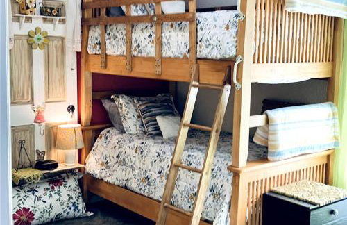 Mediterranean Garden Oasis - Foto 44