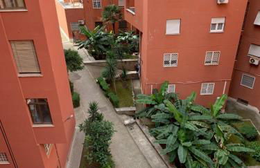 At Mollys metro A LucioSestio - Foto 24