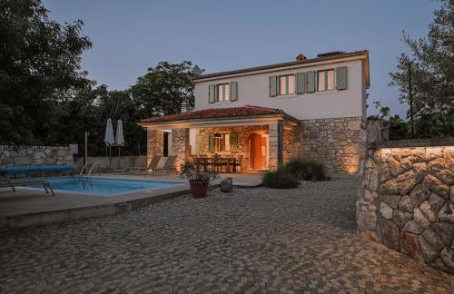 Vila Štala - Foto 80