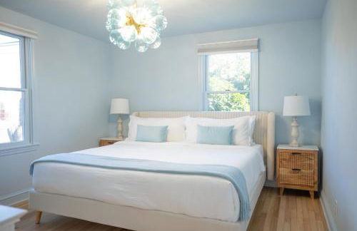 Renovated Cape Near Beach with Fire Pit - Foto 19