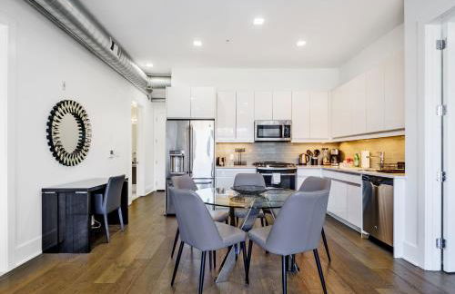 Dharma Home Suites Hoboken at Novia - Foto 86