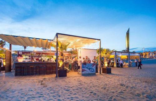 Apartamento renovado con patio - Foto 23