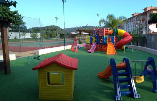 LINDO APTO, FRENTE MAR, VISTA MONTANHA. A 900m DA PRAIA DE ITACURUÇÁ - Foto 15