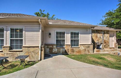 Pet-Friendly House with Pool about 3 Mi to Downtown - Photo 24