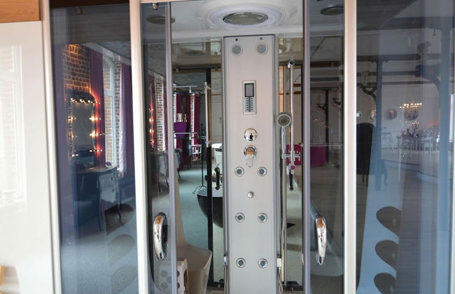 Lush Apartment with Sauna, Hot Tub, Mountain Views in Ensival - Foto 26