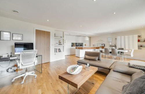 Luxury 3-BR near Tower Bridge Family & Business Ready - Foto 24