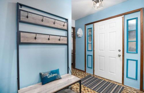 Breathtaking views. Hot tub. Huge Deck. Fast Wifi - Foto 16