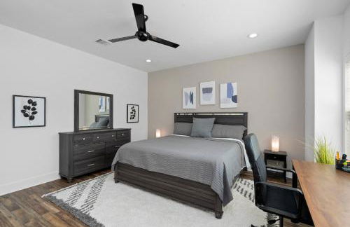 The Oasis - Modern 3BR Near Downtown - Med Center - Stadiums - Foto 20