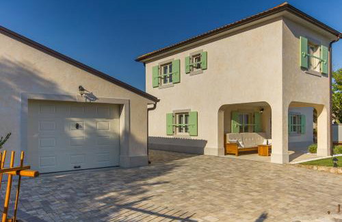 Villa Luca with pool and jacuzzi - Foto 29