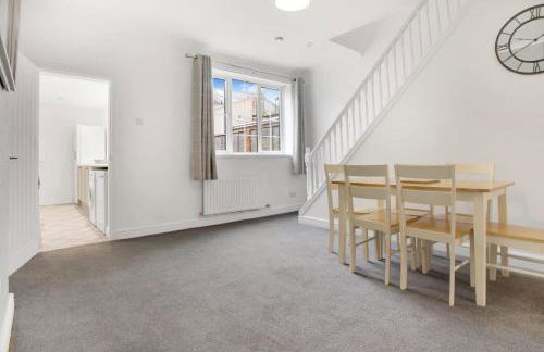 Sleek Gem Home in Houghton le Spring, Sleeps 5 - Photo 26