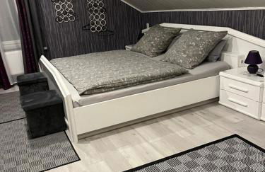 Modern mitten in der Stadt und doch sehr ruhig 2 Minuten zu Therme - Foto 3