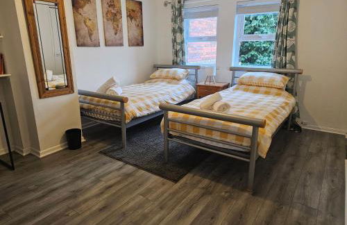 Stylish home in trendy area close to city centre, with parking - Foto 26