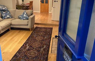 Cosy beach house steps from the sea - Foto 1