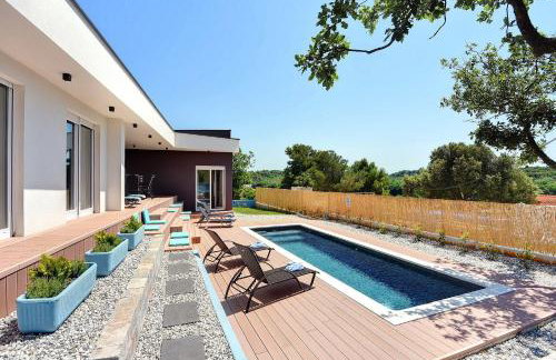 Villa mit privatem Pool nur wenige Minuten von den Stränden - Foto 2